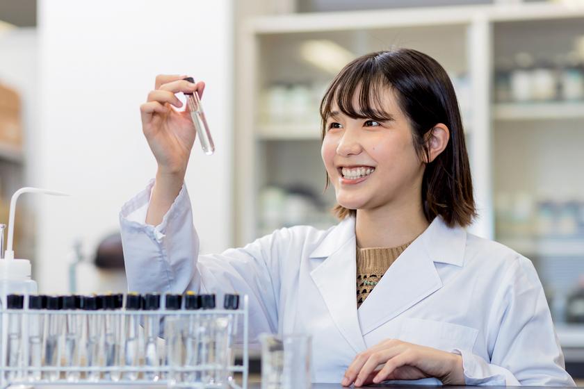 管理栄養士として必要な知識を基礎から専門分野まで学びます