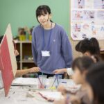 小学校でエクスターン活動【こどもの生活学科】